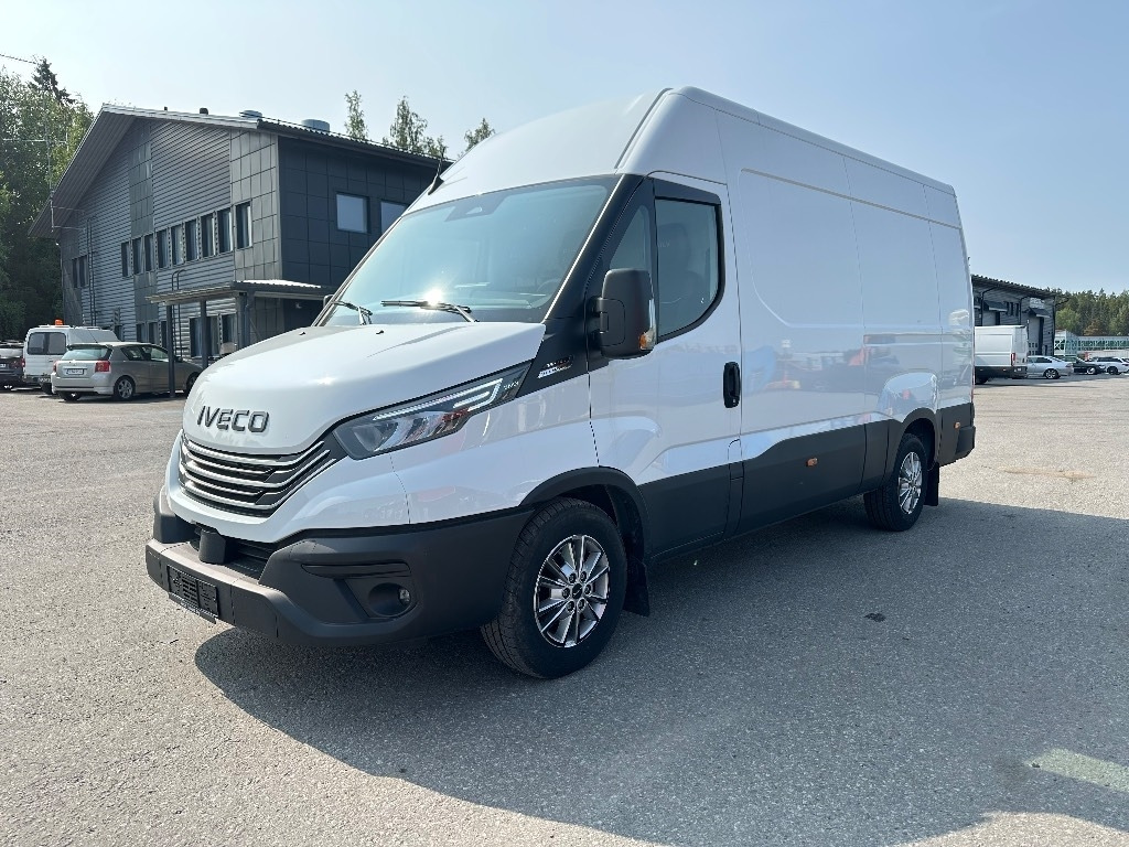Iveco Daily 35S18A8 12m3 - Furgon: obrázek 1 Iveco Daily 35S18A8 12m3 - Furgon: obrázek 1