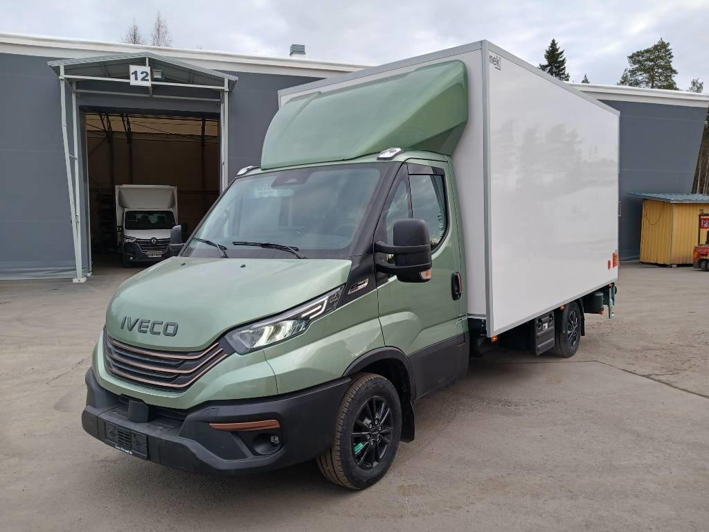 Iveco Daily 35S18A8 - Furgon: obrázek 1 Iveco Daily 35S18A8 - Furgon: obrázek 1
