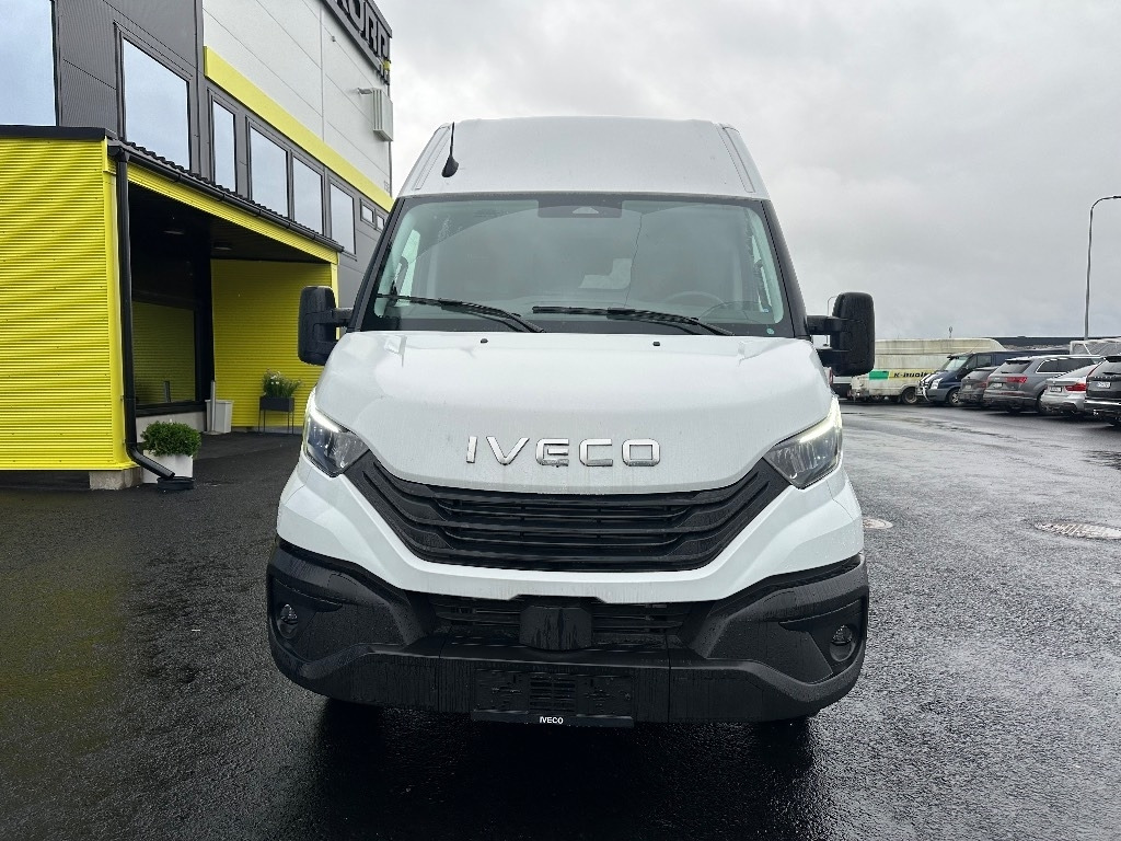Iveco Daily 50C18A8 16m3 - Furgon: obrázek 2 Iveco Daily 50C18A8 16m3 - Furgon: obrázek 2