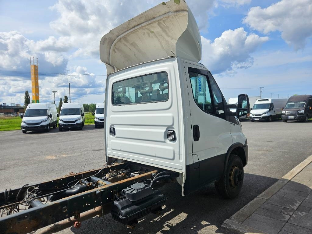 Iveco Daily 70C17 - Dodávka skřín: obrázek 3 Iveco Daily 70C17 - Dodávka skřín: obrázek 3