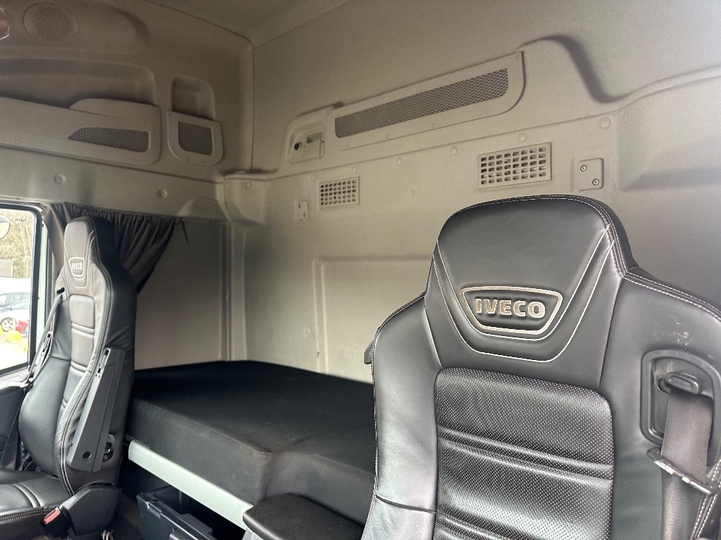 Lesovůz Iveco X-WAY AS340x57 8x4: obrázek 12