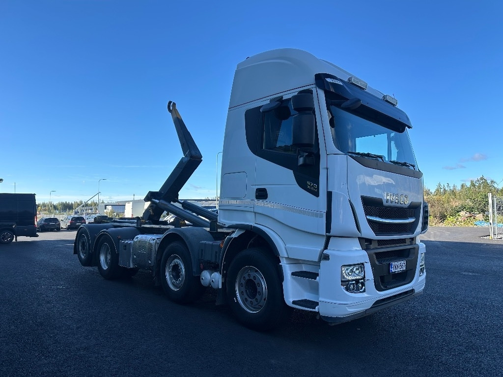 Iveco X-Way AS35S560 8x2 - Hákový nosič kontejnerů: obrázek 3 Iveco X-Way AS35S560 8x2 - Hákový nosič kontejnerů: obrázek 3