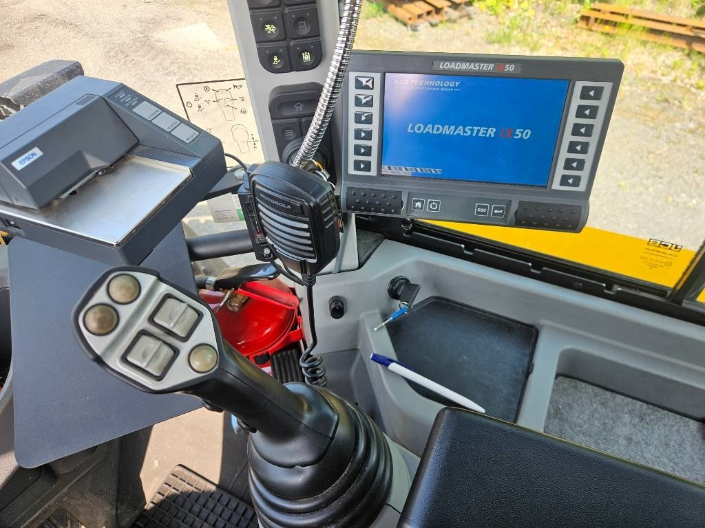 Kolový nakladač JCB 437 S5 HT Loadmaster vaaka: obrázek 14
