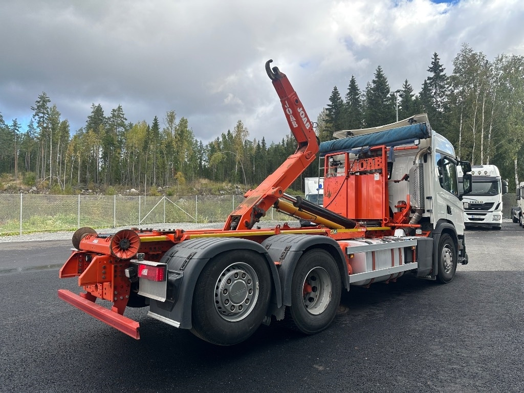Scania P 370 6x2*4 - Hákový nosič kontejnerů: obrázek 3 Scania P 370 6x2*4 - Hákový nosič kontejnerů: obrázek 3