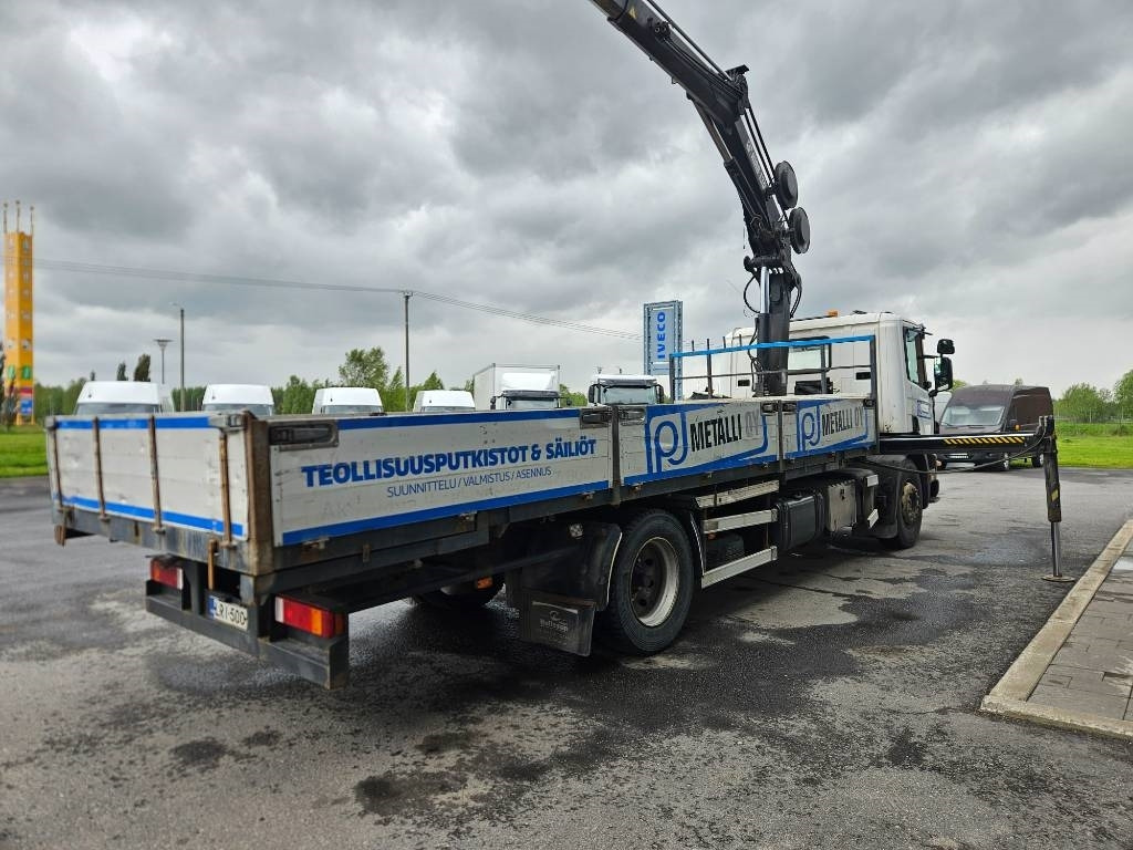 Scania P 94 DB 220 Hiab 135-4 lisähydrauliikalla - Auto s hydraulickou rukou: obrázek 4 Scania P 94 DB 220 Hiab 135-4 lisähydrauliikalla - Auto s hydraulickou rukou: obrázek 4
