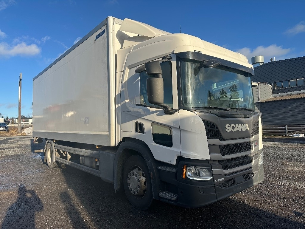 Scania P250 - Skříňový nákladní auto: obrázek 2 Scania P250 - Skříňový nákladní auto: obrázek 2