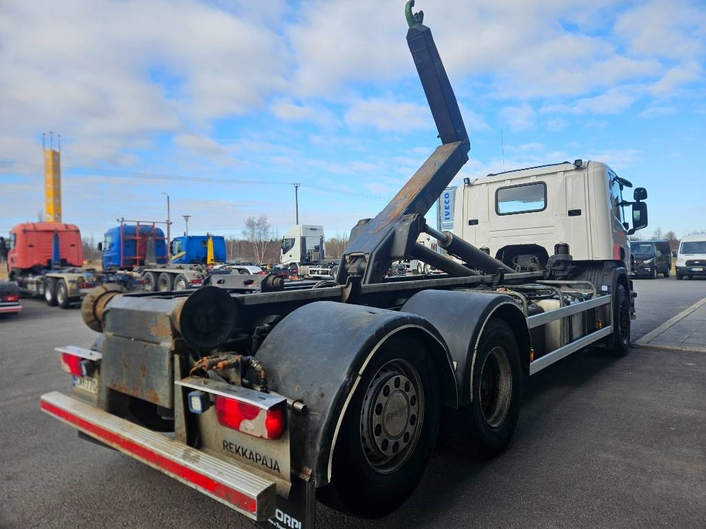 Scania P380 6x2*4 - Hákový nosič kontejnerů: obrázek 4 Scania P380 6x2*4 - Hákový nosič kontejnerů: obrázek 4