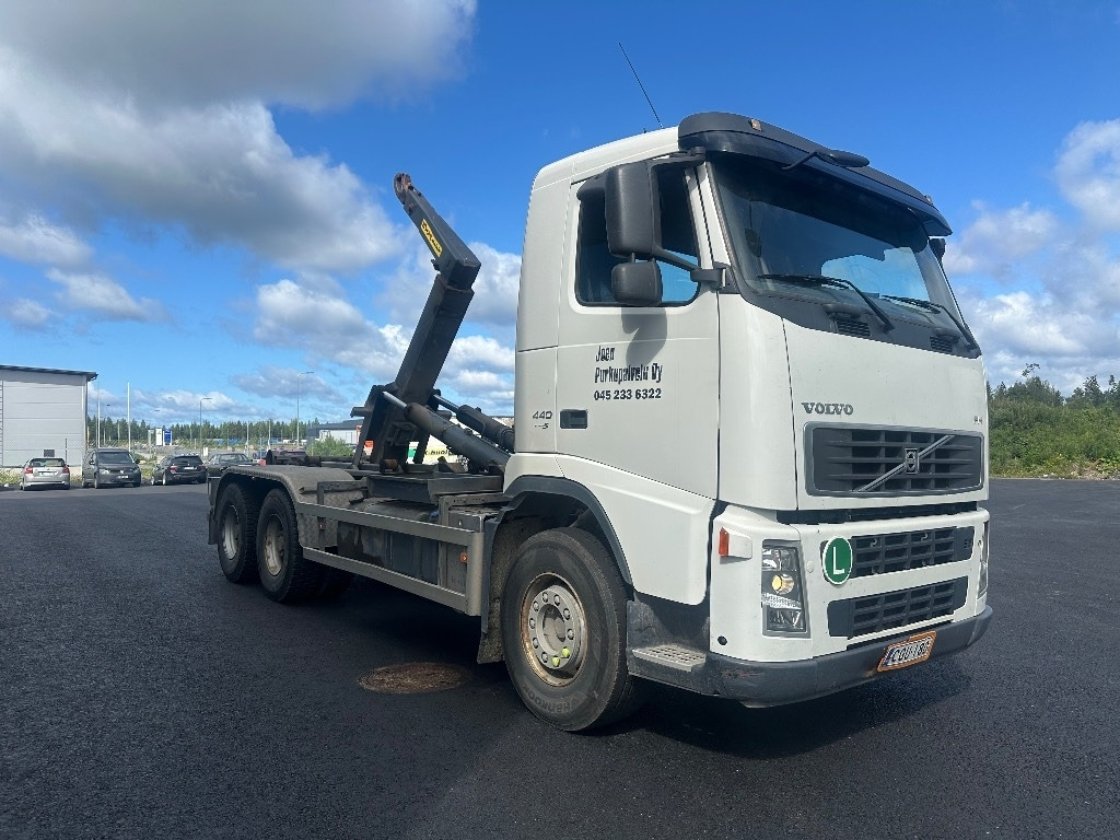 Volvo FH 440 6x4 - Hákový nosič kontejnerů: obrázek 2 Volvo FH 440 6x4 - Hákový nosič kontejnerů: obrázek 2