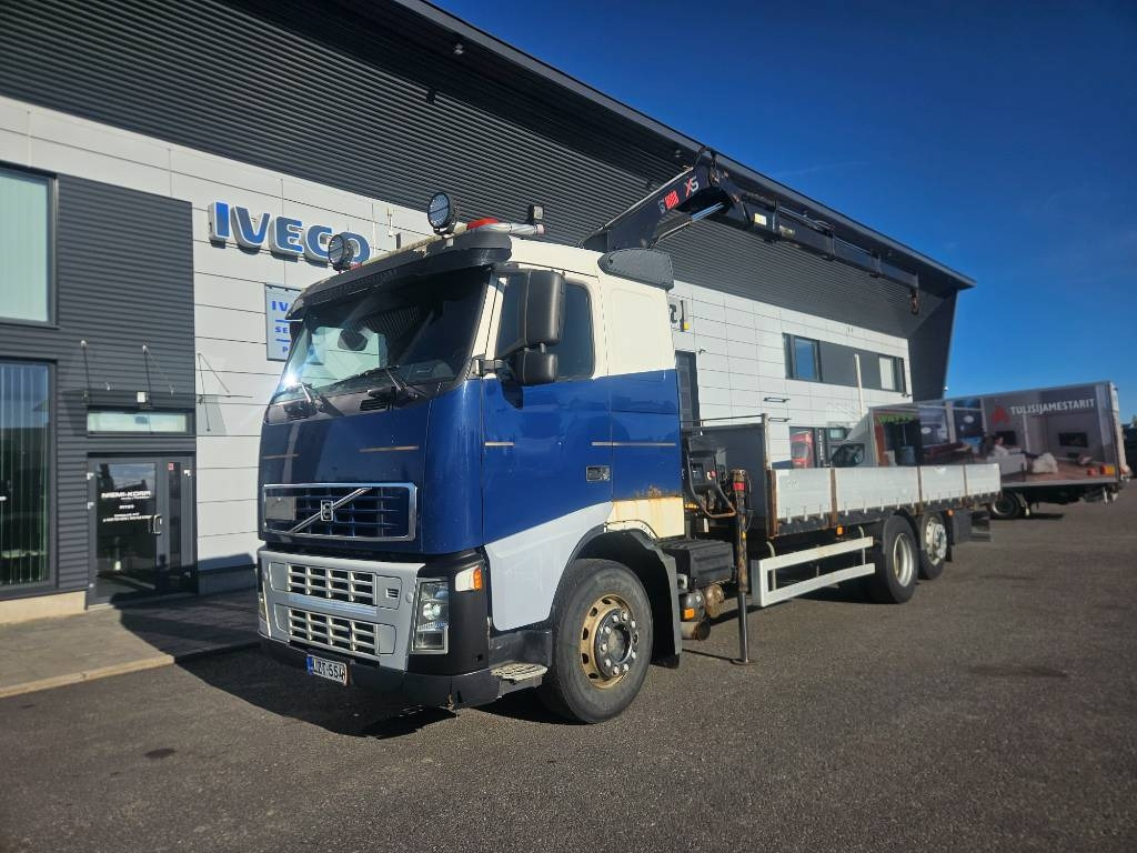 Volvo FH12 6x2 Hiab 166 kympitys 2029 asti - Auto s hydraulickou rukou: obrázek 1 Volvo FH12 6x2 Hiab 166 kympitys 2029 asti - Auto s hydraulickou rukou: obrázek 1