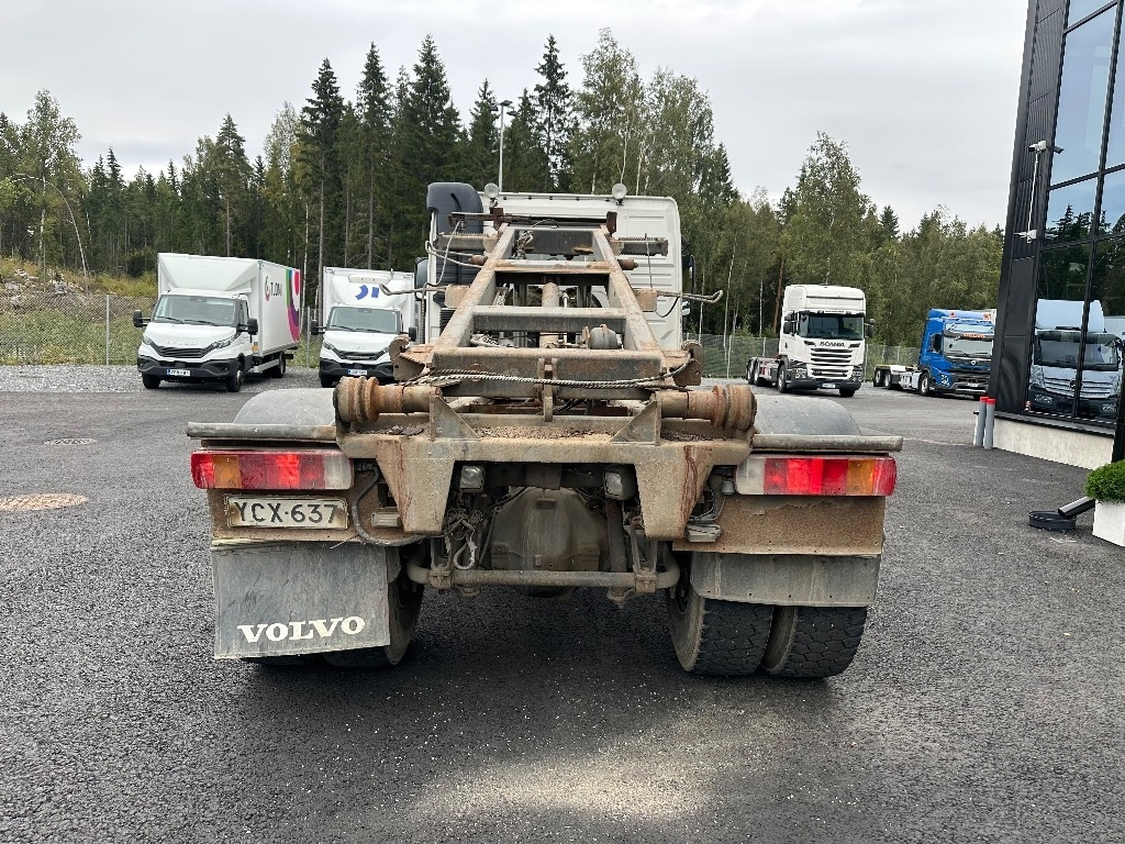 Volvo FM7 4x2 vaijerilaitteilla - Ramenový nosič kontajnerov: obrázek 5 Volvo FM7 4x2 vaijerilaitteilla - Ramenový nosič kontajnerov: obrázek 5