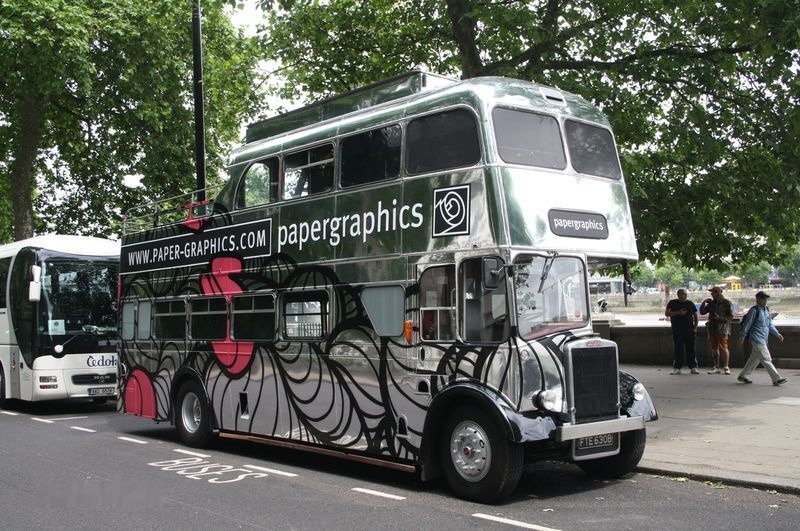 Leyland PD3 British Triple-Decker Bus Promotional Exhibition - Dvoupatrový autobus: obrázek 3 Leyland PD3 British Triple-Decker Bus Promotional Exhibition - Dvoupatrový autobus: obrázek 3