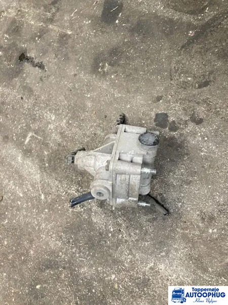 DAF Relay valave – DAF 1808338 - Relé pro Nákladní auto: obrázek 2 DAF Relay valave – DAF 1808338 - Relé pro Nákladní auto: obrázek 2