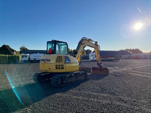 KOMATSU PC80MR - Pásové rýpadlo: obrázek 4 KOMATSU PC80MR - Pásové rýpadlo: obrázek 4