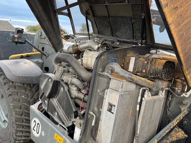 Teleskopický manipulátor LIEBHERR T55-7S: obrázek 12 Teleskopický manipulátor LIEBHERR T55-7S: obrázek 12