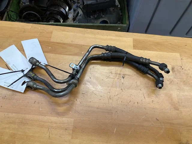 Scania Fuel pipes – Scania 2427238 - Motor a díly pro Nákladní auto: obrázek 1 Scania Fuel pipes – Scania 2427238 - Motor a díly pro Nákladní auto: obrázek 1