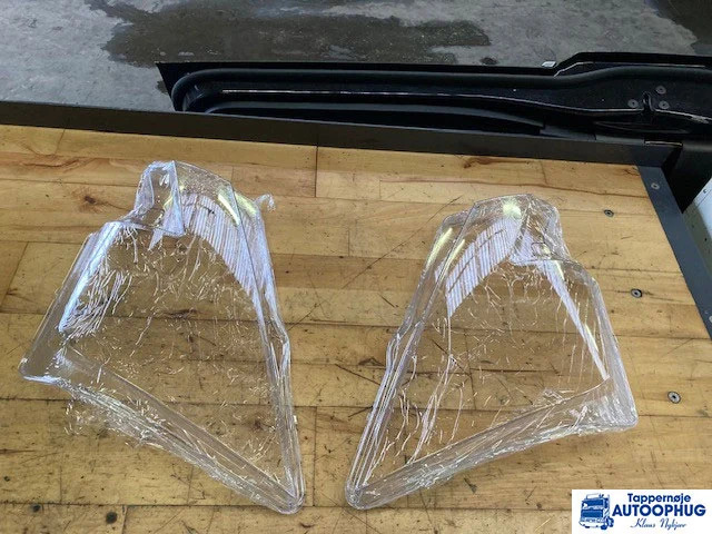 Volvo FH5 H7 – Forlygte glas - Elektrický systém pro Nákladní auto: obrázek 1 Volvo FH5 H7 – Forlygte glas - Elektrický systém pro Nákladní auto: obrázek 1