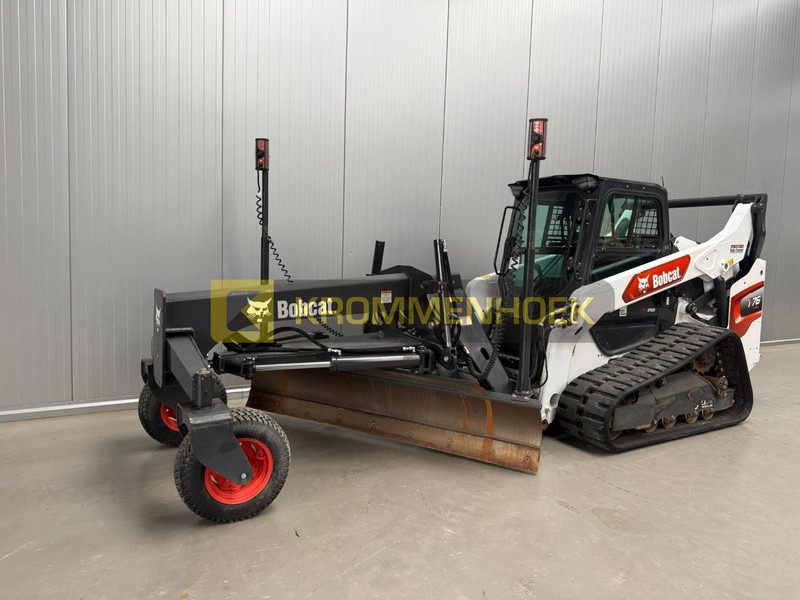Bobcat T 76 Laser Grader 244 cm HD - Smykový nakladač: obrázek 2 Bobcat T 76 Laser Grader 244 cm HD - Smykový nakladač: obrázek 2