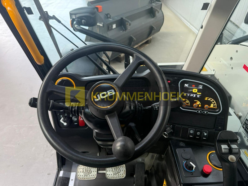 Teleskopický manipulátor JCB 525-60 Demo: obrázek 15