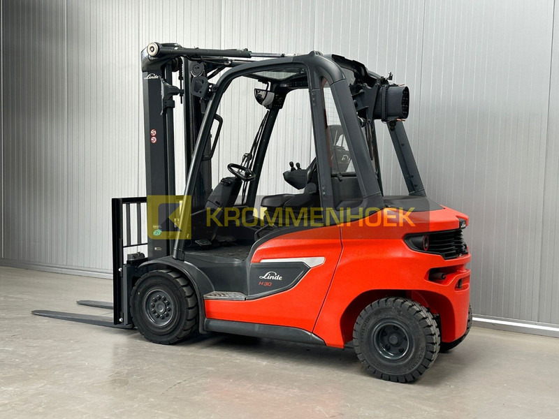 Linde H 30 D - Dieselový vysokozdvižný vozík: obrázek 3 Linde H 30 D - Dieselový vysokozdvižný vozík: obrázek 3