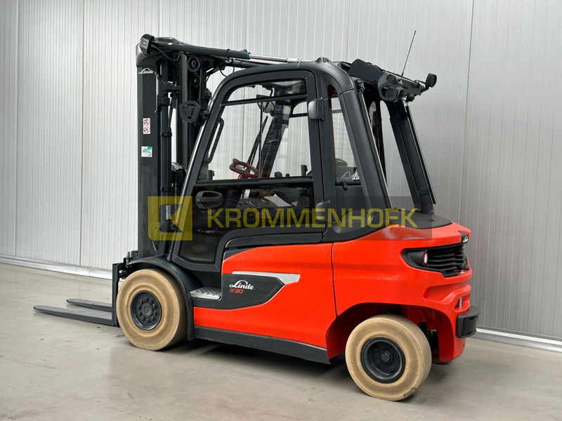 Linde X 30 - Elektrický vysokozdvižný vozík: obrázek 2 Linde X 30 - Elektrický vysokozdvižný vozík: obrázek 2