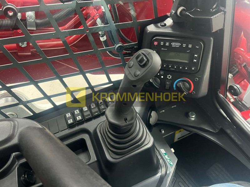 Nový Smykový nakladač Takeuchi TL 12 V-2: obrázek 16