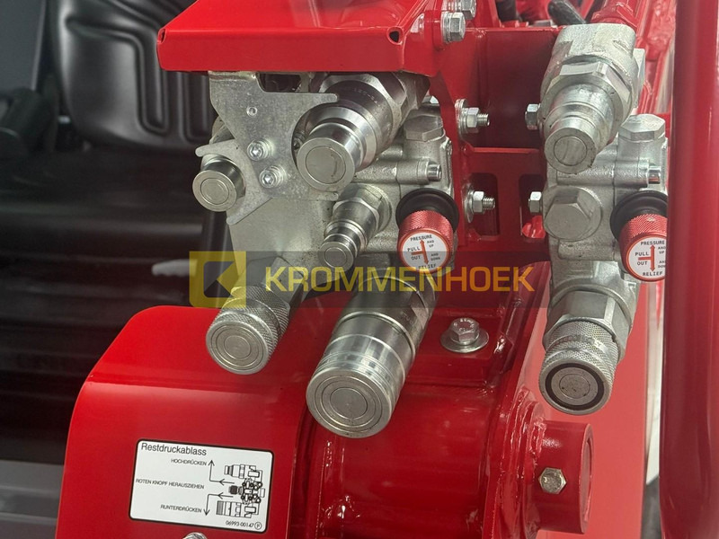 Nový Smykový nakladač Takeuchi TL 12 V-2: obrázek 10 Nový Smykový nakladač Takeuchi TL 12 V-2: obrázek 10