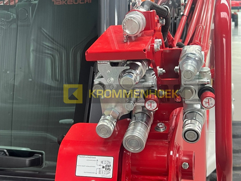 Nový Smykový nakladač Takeuchi TL 12 V-2: obrázek 9