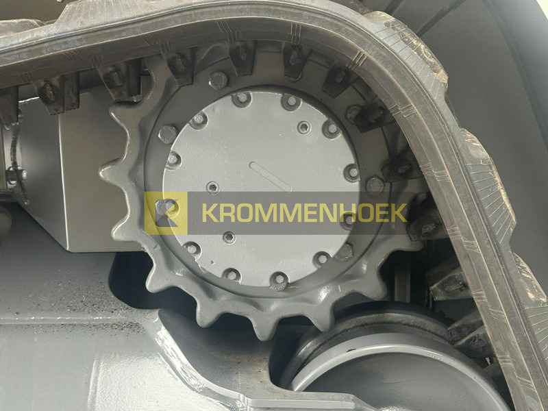 Nový Smykový nakladač Takeuchi TL 12 V-2: obrázek 13 Nový Smykový nakladač Takeuchi TL 12 V-2: obrázek 13