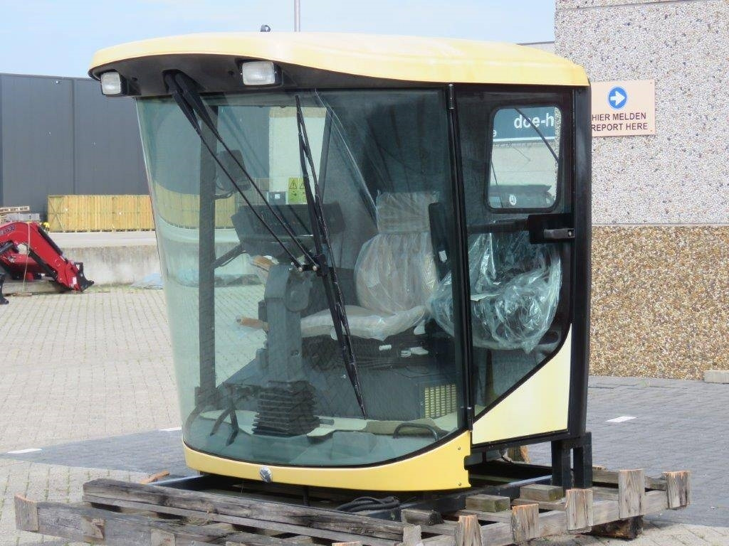 CNH Cabine - New Holland TX - Kabina pro Zemědělská technika: obrázek 4 CNH Cabine - New Holland TX - Kabina pro Zemědělská technika: obrázek 4