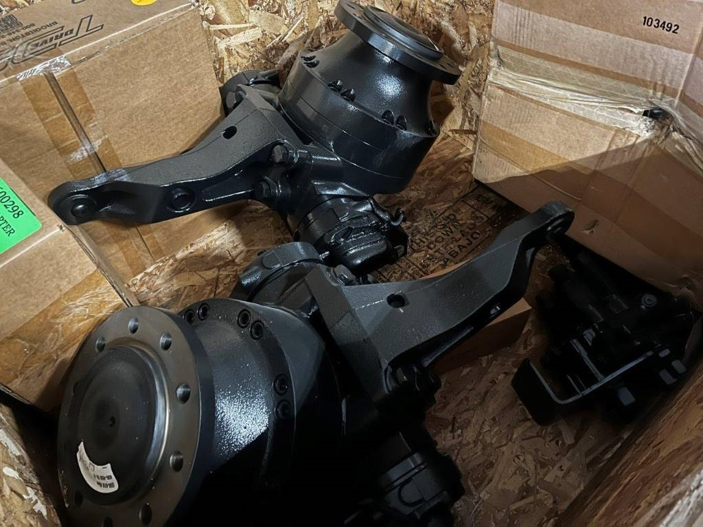 CNH Hydraulic drive - CNH - MG18 - Rám/ Šasi pro Zemědělská technika: obrázek 3 CNH Hydraulic drive - CNH - MG18 - Rám/ Šasi pro Zemědělská technika: obrázek 3