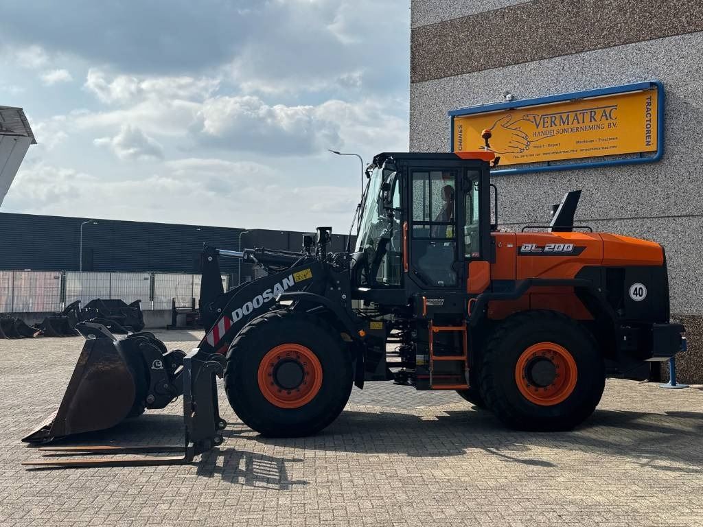 Develon DOOSAN DL200-7, central lubrication, 2022 - Smykový nakladač: obrázek 3 Develon DOOSAN DL200-7, central lubrication, 2022 - Smykový nakladač: obrázek 3