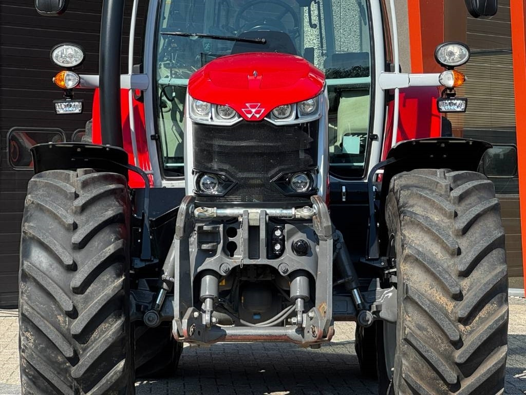 Massey Ferguson 7S165 EFFICIENT, DYNA 6, TOPCON GPS, 1082 hours!! - Traktor: obrázek 5 Massey Ferguson 7S165 EFFICIENT, DYNA 6, TOPCON GPS, 1082 hours!! - Traktor: obrázek 5
