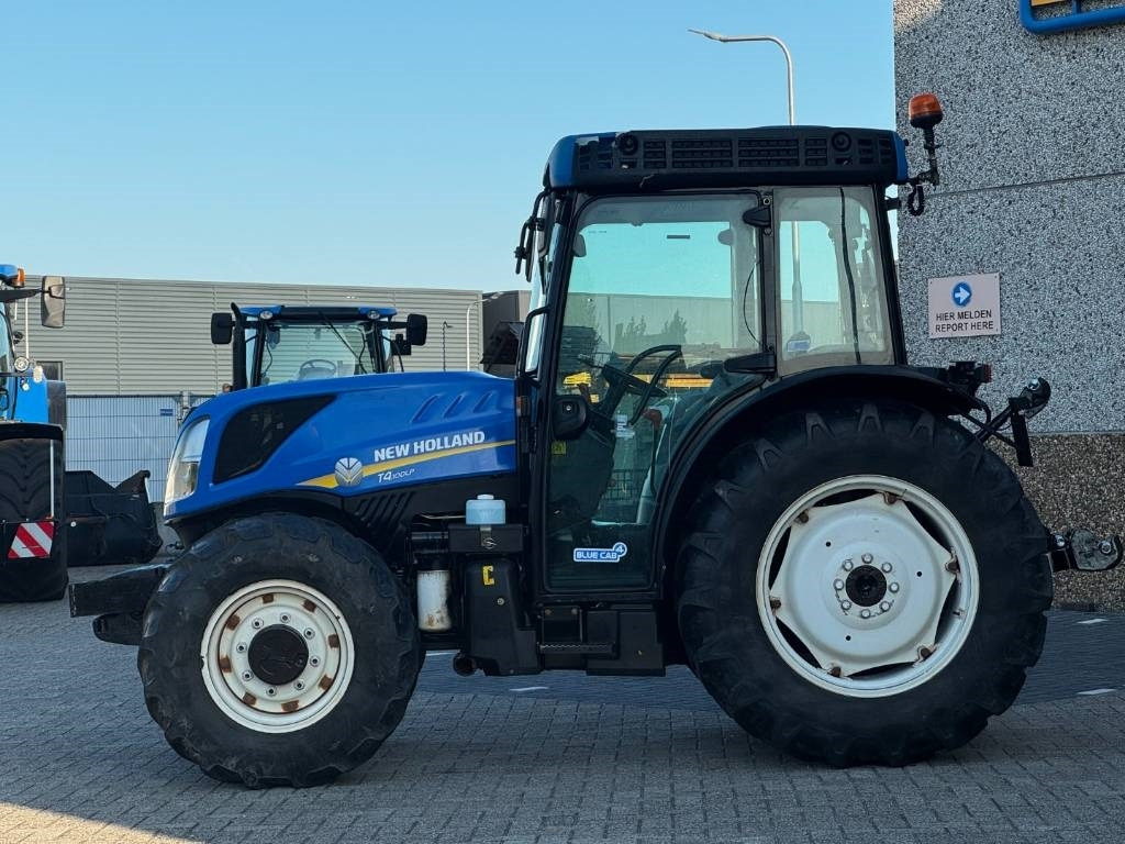 New Holland T4.100 DC, Low Profile, 2019, 3013 hours!! - Traktor: obrázek 2 New Holland T4.100 DC, Low Profile, 2019, 3013 hours!! - Traktor: obrázek 2