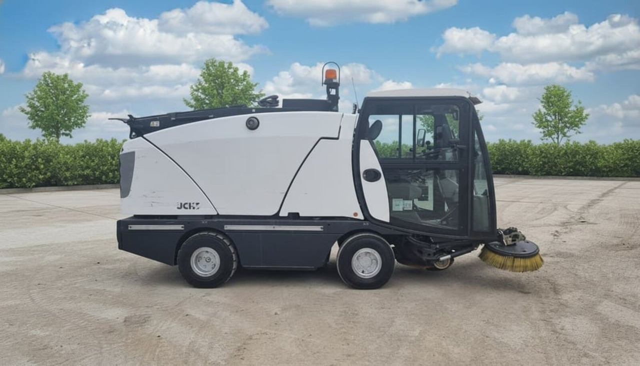 Johnston C202 - Zametací vůz: obrázek 3 Johnston C202 - Zametací vůz: obrázek 3