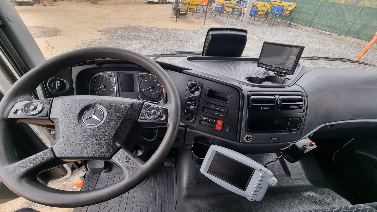 Mercedes Benz ATEGO 1524 - Vůz na odvoz odpadků: obrázek 5 Mercedes Benz ATEGO 1524 - Vůz na odvoz odpadků: obrázek 5