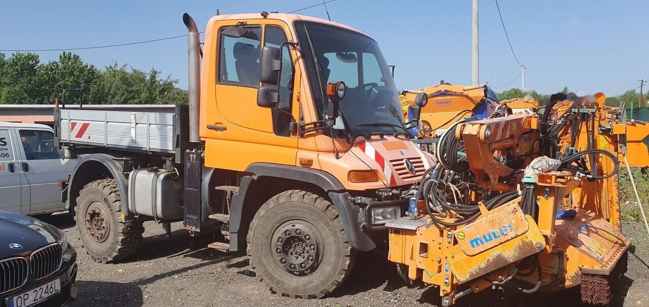 TANDEM MULAG MKF 600 + MRM/MRF 300 - Příkopová sekačka: obrázek 3 TANDEM MULAG MKF 600 + MRM/MRF 300 - Příkopová sekačka: obrázek 3