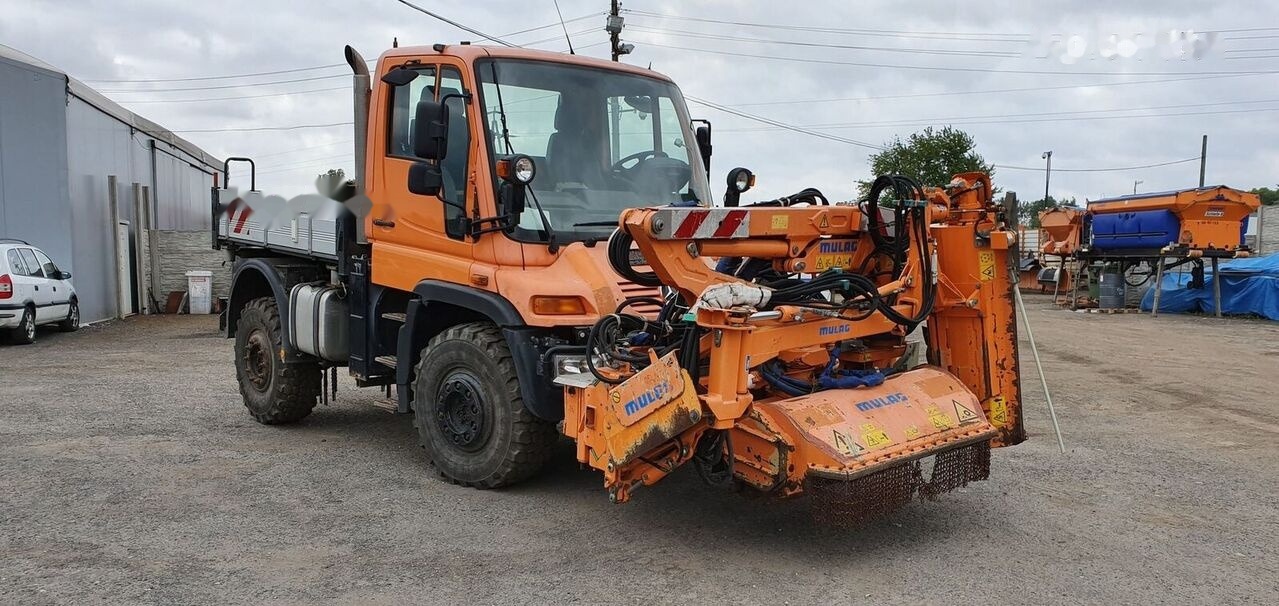 TANDEM MULAG MKF 600 + MRM/MRF 300 - Příkopová sekačka: obrázek 1 TANDEM MULAG MKF 600 + MRM/MRF 300 - Příkopová sekačka: obrázek 1