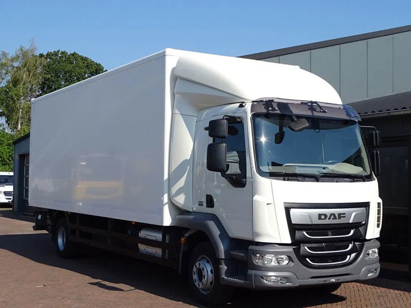 DAF LF 260 16 TON SLEEPER BOX 720X250X244 LBW 1.5 T - Skříňový nákladní auto: obrázek 1 DAF LF 260 16 TON SLEEPER BOX 720X250X244 LBW 1.5 T - Skříňový nákladní auto: obrázek 1