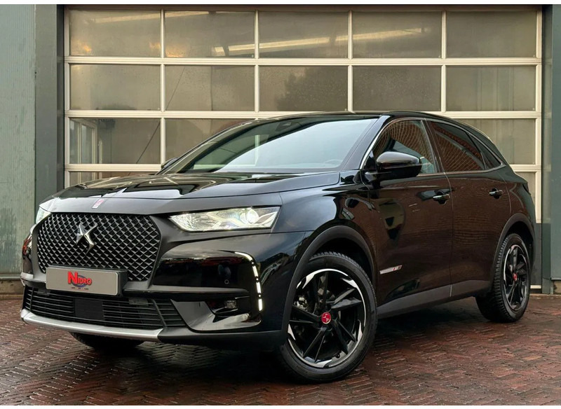 DS Ds 7 Crossback DS Performance Line NL Auto 360 Cam Xenon Led Groot Navi Leder/ Alcantara Cruise Lmv Veel Opties! - SUV: obrázek 2 DS Ds 7 Crossback DS Performance Line NL Auto 360 Cam Xenon Led Groot Navi Leder/ Alcantara Cruise Lmv Veel Opties! - SUV: obrázek 2