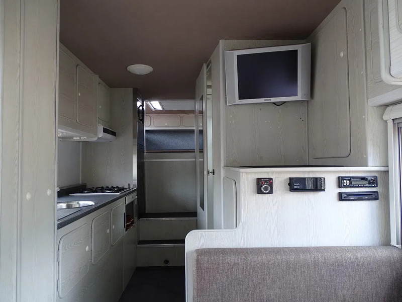 Odtahovka Iveco Eurocargo 12.250 AUT LEER CAM CAMPERUNIT TKM 31000: obrázek 9
