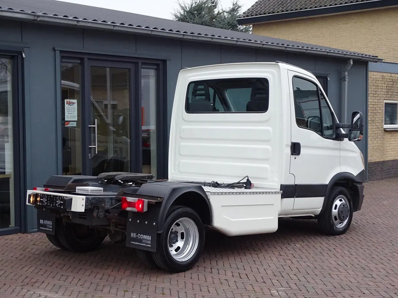 Iveco Daily 35.210 PK BE TREKKER 10.4t AIRCO CC - Tahač: obrázek 2 Iveco Daily 35.210 PK BE TREKKER 10.4t AIRCO CC - Tahač: obrázek 2