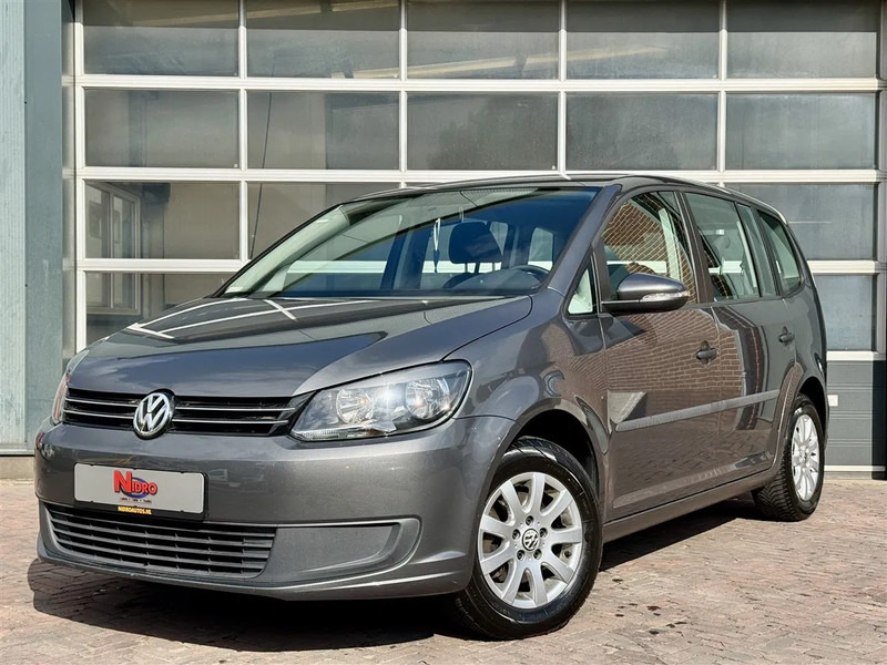 Volkswagen Touran 1.2 TSI 105pk 7 Pers LMV Parkeer sensoren Belgisch Kenteken! - Osobní auto: obrázek 2 Volkswagen Touran 1.2 TSI 105pk 7 Pers LMV Parkeer sensoren Belgisch Kenteken! - Osobní auto: obrázek 2