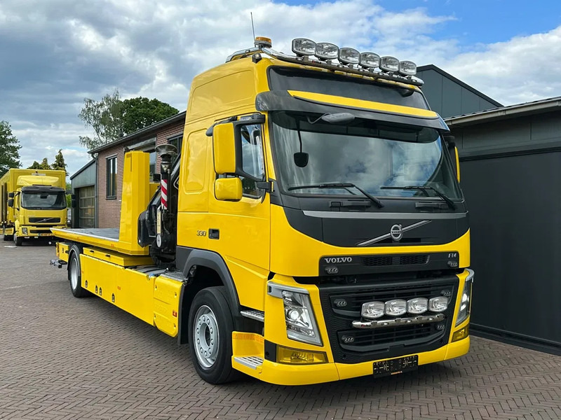 Volvo FM 330 TOWTRUCK FASSI CRANE WHEELLIFT gereserveerd - Odtahovka: obrázek 1 Volvo FM 330 TOWTRUCK FASSI CRANE WHEELLIFT gereserveerd - Odtahovka: obrázek 1