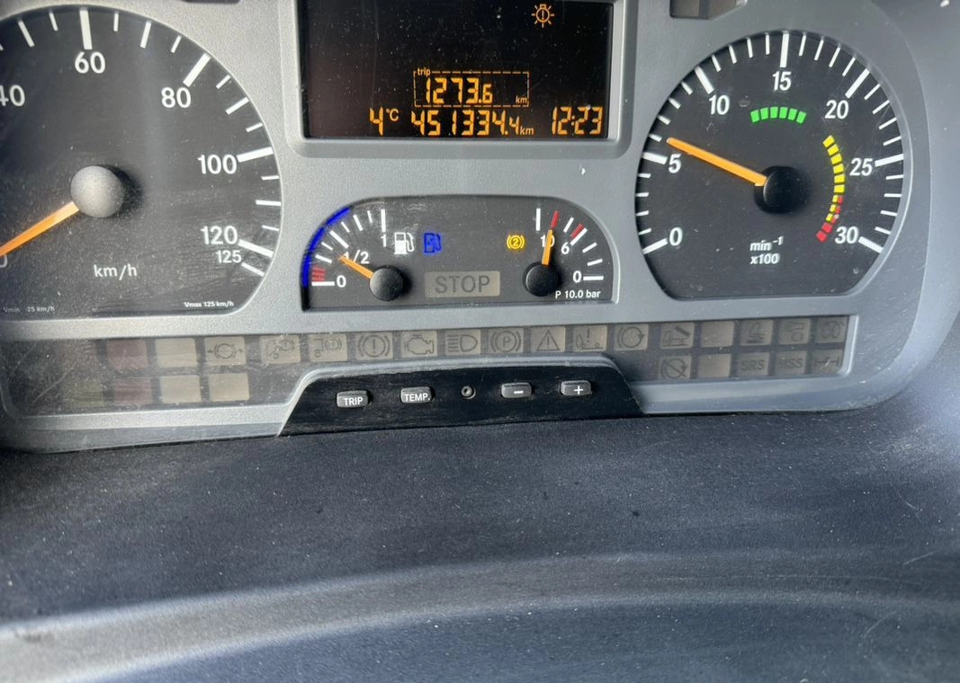 MERCEDES-BENZ ATEGO 1324 Sprowadzony - Izotermický nákladní automobil: obrázek 5 MERCEDES-BENZ ATEGO 1324 Sprowadzony - Izotermický nákladní automobil: obrázek 5