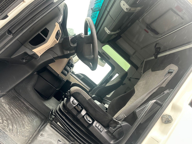 MAN TGX 18.500 - Tahač: obrázek 5 MAN TGX 18.500 - Tahač: obrázek 5