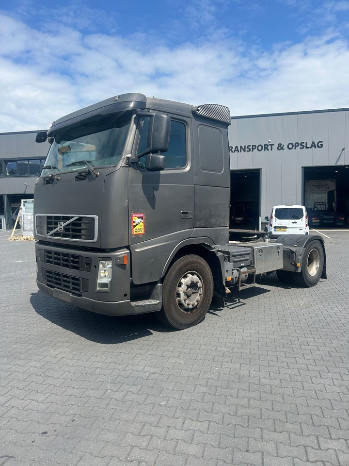 Tahač Volvo FH 12 Low Roof I-shift ADR truck: obrázek 1