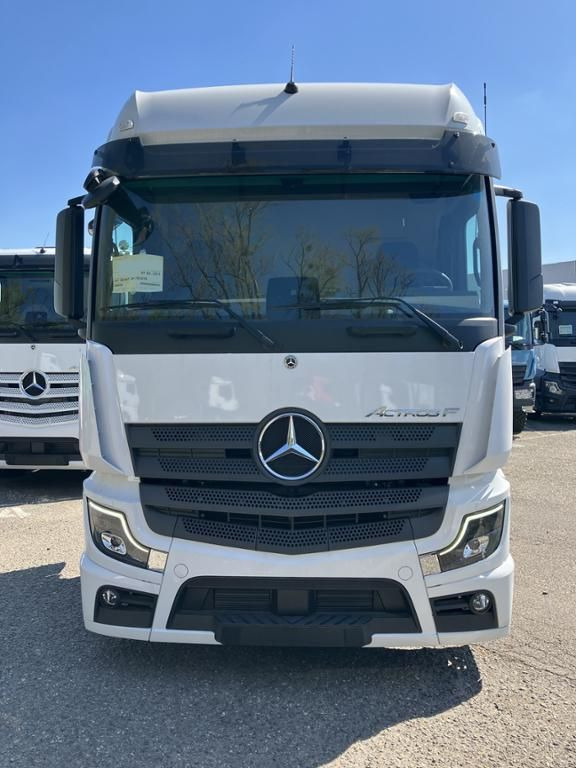 Mercedes-Benz Actros 1851 LS 4x2 - Tahač: obrázek 2 Mercedes-Benz Actros 1851 LS 4x2 - Tahač: obrázek 2