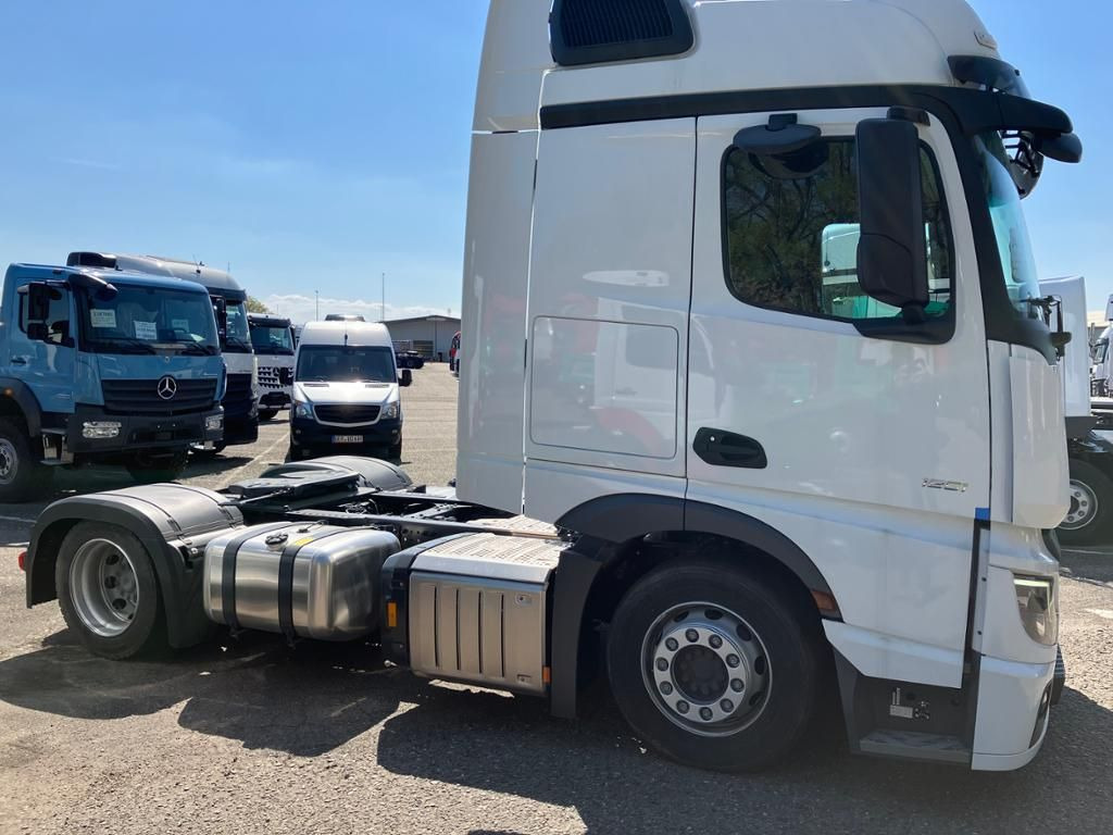 Mercedes-Benz Actros 1851 LS 4x2 - Tahač: obrázek 3 Mercedes-Benz Actros 1851 LS 4x2 - Tahač: obrázek 3