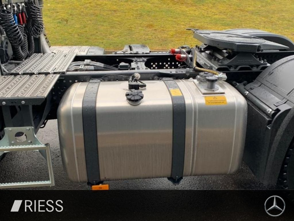 Mercedes-Benz Actros 1851 LS HAD Kipphydraulik ACC AHK AUT LED - Tahač: obrázek 5 Mercedes-Benz Actros 1851 LS HAD Kipphydraulik ACC AHK AUT LED - Tahač: obrázek 5