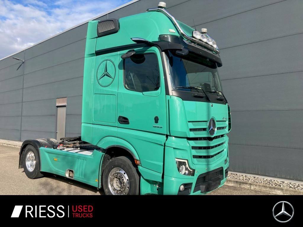 Mercedes-Benz Actros 1853 LS Giga Space Alcoa Hydraulik Navi Mercedes-Benz Actros 1853 LS Giga Space Alcoa Hydraulik Navi - Tahač: obrázek 1 Mercedes-Benz Actros 1853 LS Giga Space Alcoa Hydraulik Navi Mercedes-Benz Actros 1853 LS Giga Space Alcoa Hydraulik Navi - Tahač: obrázek 1